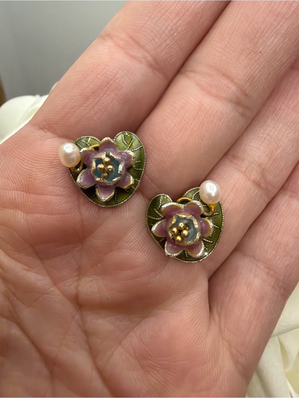 Sterling silver  Handcrafted Floral Heart Earrings with Pearl Accent - Green &